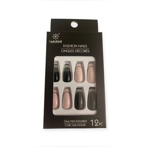 🤍🤎Fashion Nails - Black and Pink Set